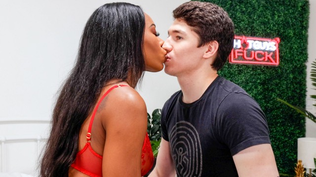Fantasy Cums TRUE! Virgin Fabio Armani Gets Pornstar Nadia Jay For His First Time